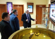 .Р. Подоль в офисе АМФР (3).jpg title=